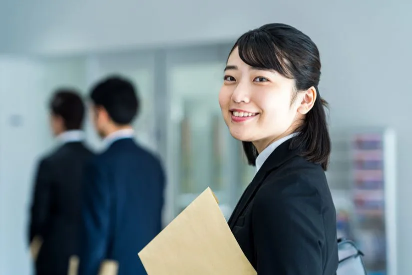 Haken là gì? Có nên sang Nhật làm việc qua Haken không?